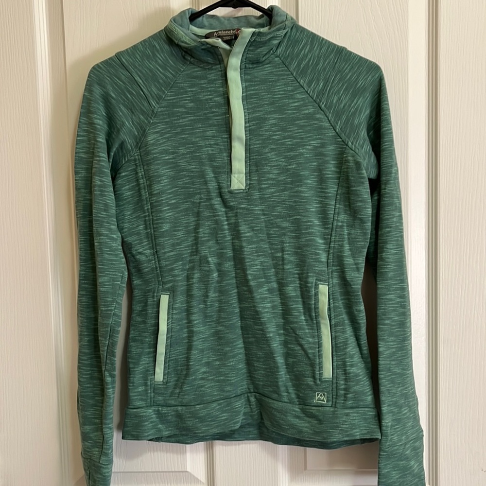 Avalanche sweatshirt